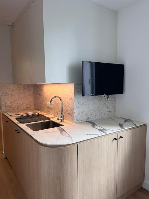 Studio Melun Peaceful Area 5 Min To Train Station Esterno foto