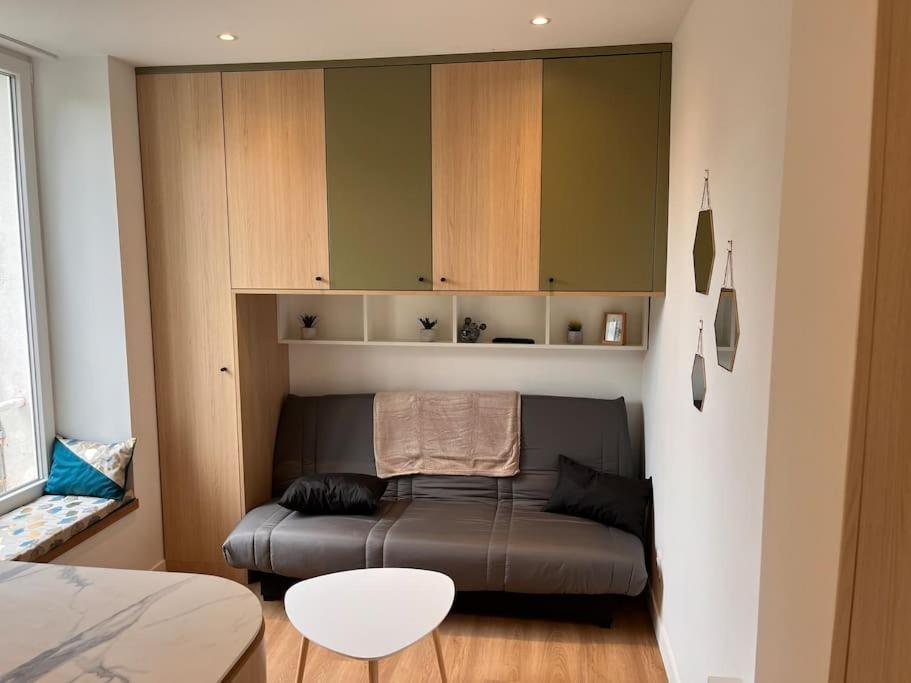 Studio Melun Peaceful Area 5 Min To Train Station Esterno foto