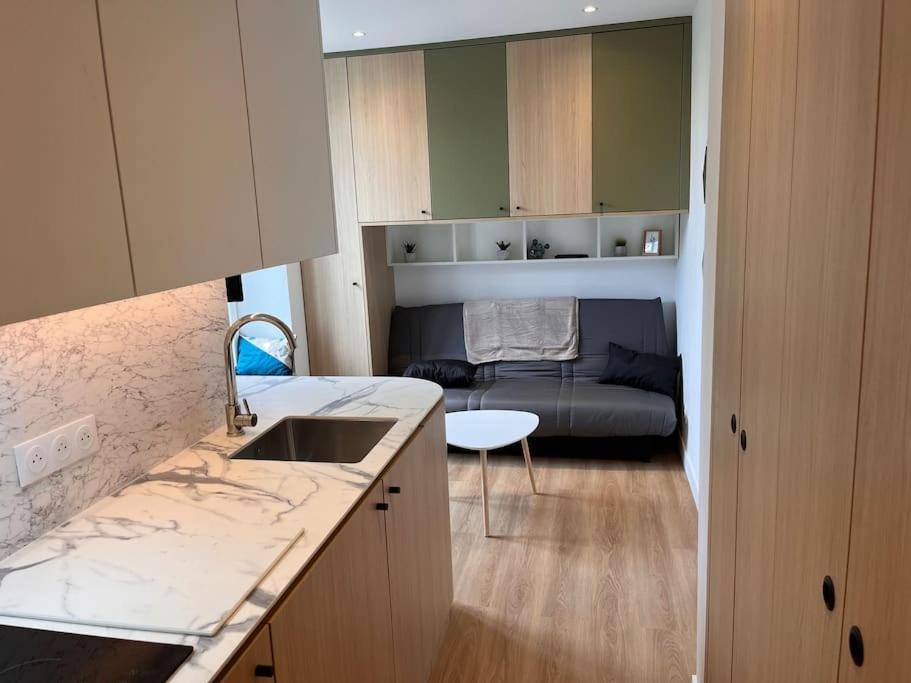 Studio Melun Peaceful Area 5 Min To Train Station Esterno foto